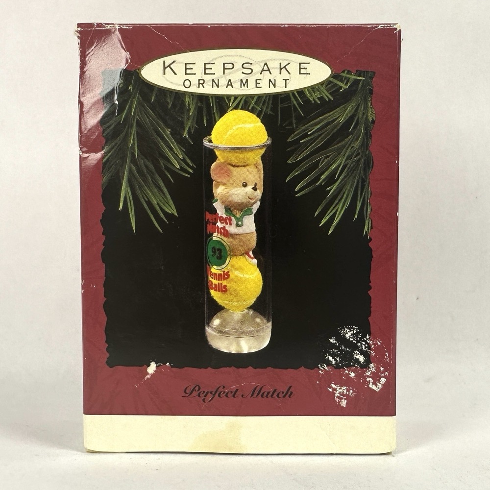 HALLMARK PERFECT MATCH 1993 CHRISTMAS KEEPSAKE ORNAMENTS TENNIS BALL MOUSE